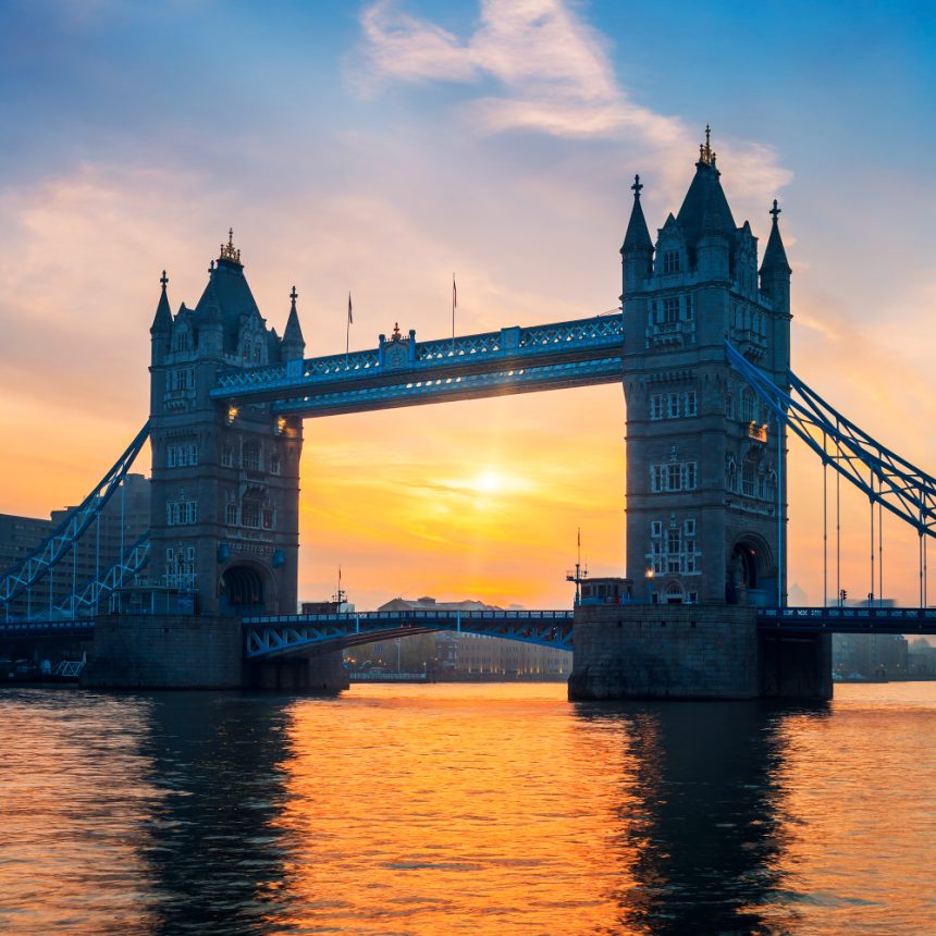 tower-bridge-sunrise-london